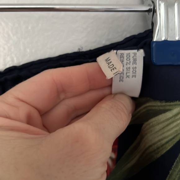 Christian Dior 100% silk scarf - Picture 6 of 8